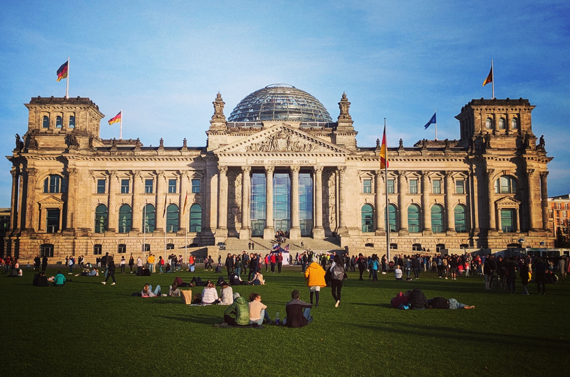 Von Effizienz bis Inklusion: Die Wahl von TYPO3 durch die deutsche Bundesverwaltung Von Effizienz bis Inklusion: Die Wahl von TYPO3 durch die deutsche Bundesverwaltung